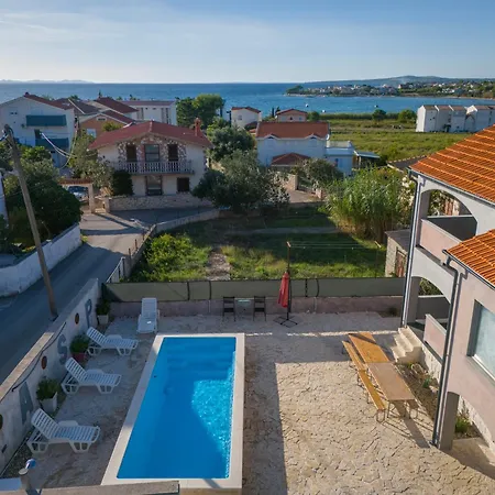 Villa Hard&heavy Privlaka (Zadar)