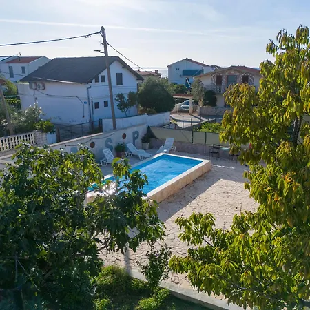 Hard&heavy Villa