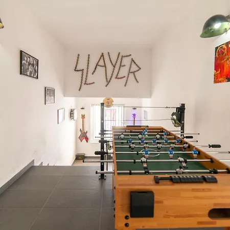 Hard&heavy Villa *