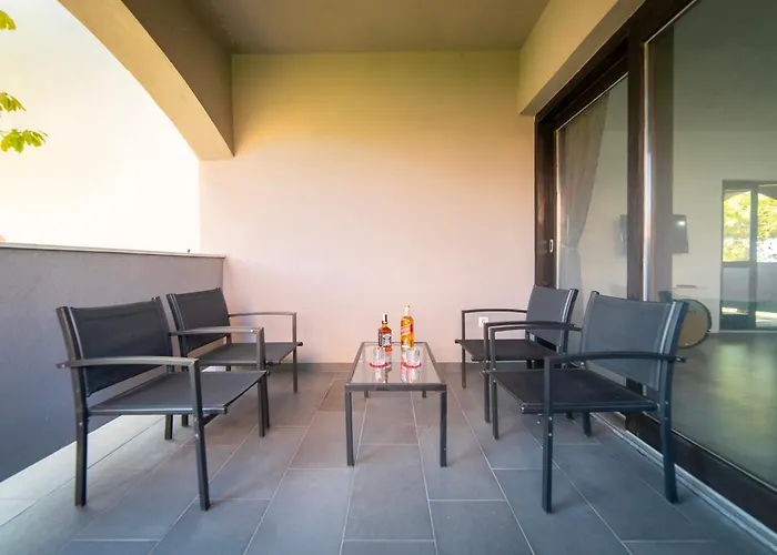 Hard&heavy Вилла Привлака